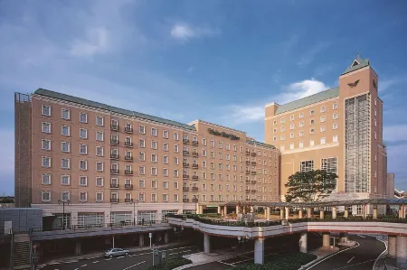 Wishton Hotel Yukari Отели рядом с достопримечательностью «Kawamura Memorial DIC Museum of Art»