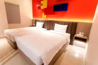 Zoom Dharmahusada Hotel Hotels in Gubeng