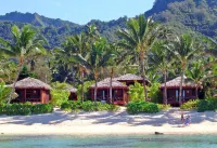 Rarotonga Beach Bungalows Hoteles cerca de Maire Nui Botanical Gardens