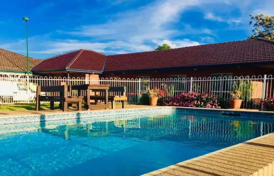 布什曼汽車旅館