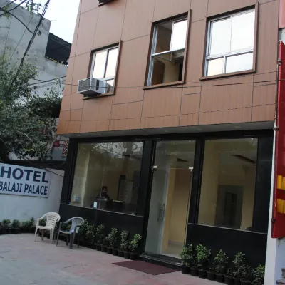 Hotel Balaji Palace โรงแรมใกล้สถานีรถไฟชัยปุระ