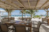 La Playa Orient Bay