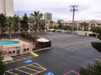 Ellis Island Hotel Casino & Brewery - parking