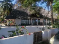 Maua Beach Hotels in Kizimkazi Dimbani