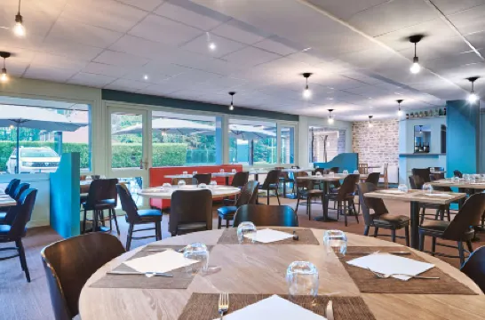 Kyriad Lille - Mons En Baroeul