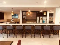 Hilton Garden Inn Miami Airport West - bar