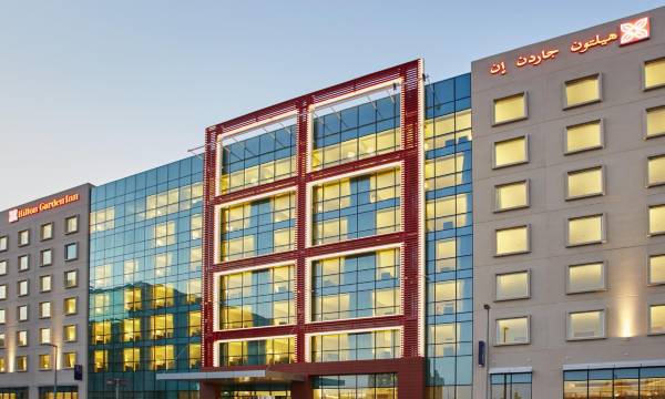 Hilton Garden Inn Dubai, Mall Avenue
