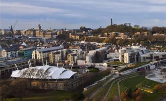 Unite Students - Sugarhouse Close - Royal Mile