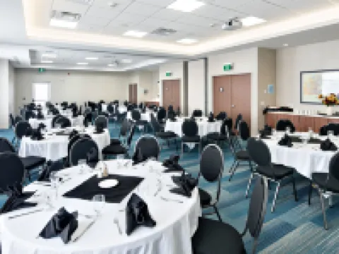 Staybridge Suites Red Deer North by IHG Hoteles en Red Deer