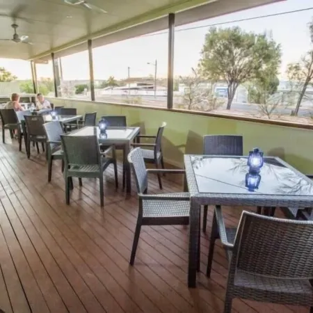 Spinifex Motel and Serviced Apartments