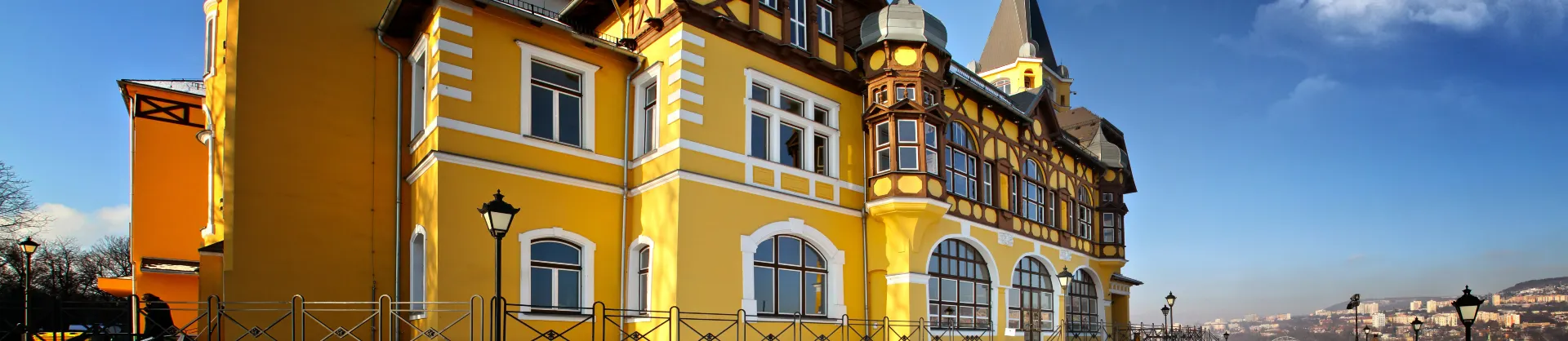Four-Star Hotels