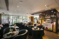Best Western Plus Maple Leaf - Bar