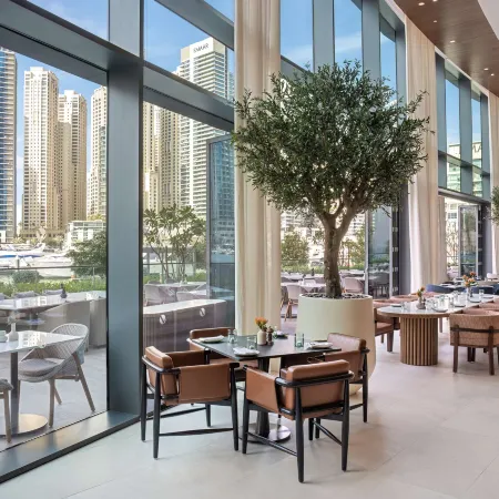 Vida Dubai Marina & Yacht Club Отели рядом с достопримечательностью «Пляж JBR»