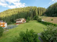 Villa Lucia Hotels in Pellizzano