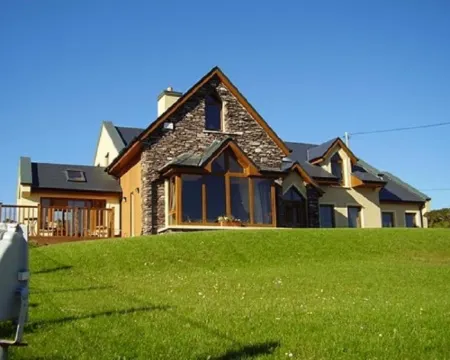 Dingle Heights Hotels in Dingle