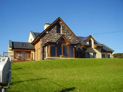 Dingle Heights 캘러한스 가든 주변 호텔