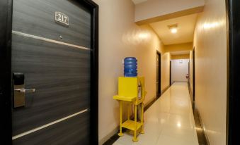 Blitz Hotel Batam Near Sultan Mahmud Ri'Ayat Shah