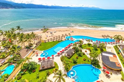 Beachfront Grand Venetian Penthouse Hotels in 