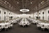 Hotel St. Regis Hotels in Детройт