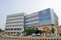 Comfort Inn Sunset Hotels near Golden Plaza