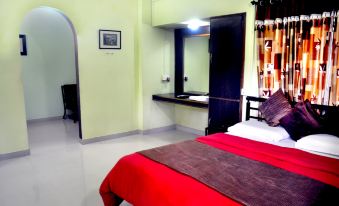 Radhanand Holiday Home