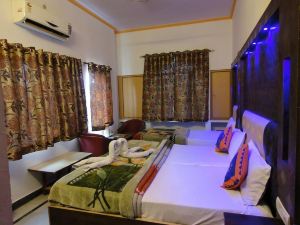 Hotel Taj Plaza, VIP Road, Agra