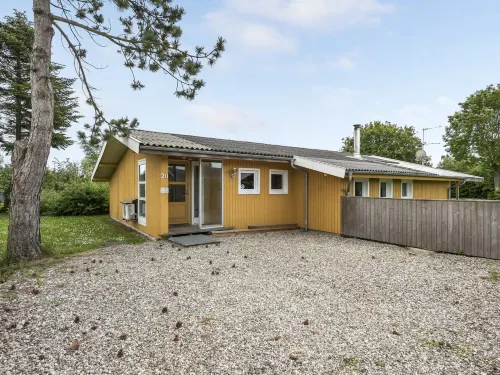 "Virpi" - 400m from the Sea
