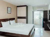 Corner One Residence Hoteles cerca de Colegio Técnico de Hat Yai