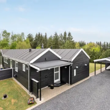 "Henriete" - 3.5km from the Sea