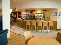 Premier Inn London Wimbledon South マートンのホテル