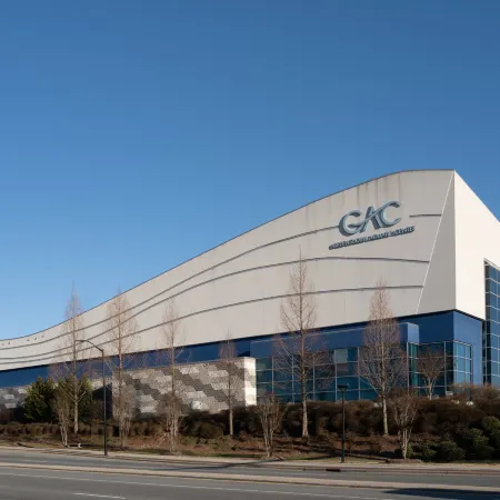 Holiday Inn Express & Suites GREENSBORO-(I-40 @ WENDOVER) by IHG