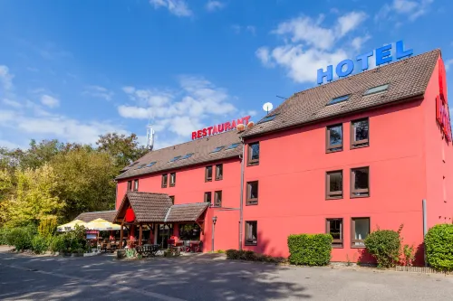 The Originals City, Hôtel Mulhouse Est, Ile Napoleon Hotels in Sausheim