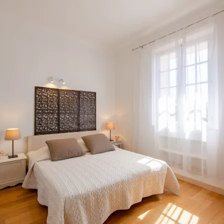 Villa Cyrnos