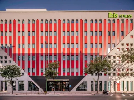 Ibis Styles Sevilla City Santa Justa