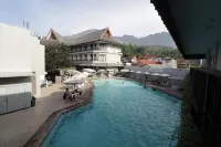 Tirtagangga Hot Spring Resort - Pools