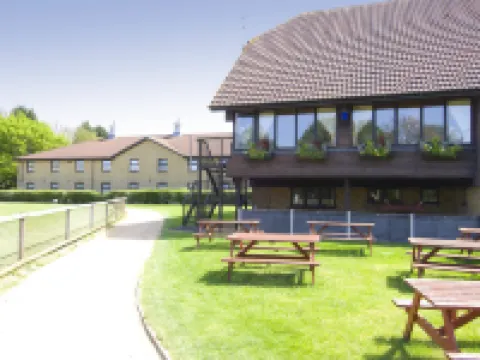 Peterborough (Ferry Meadows) Hotels in Orton Waterville