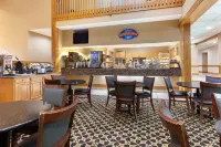 Baymont Inn and Suites by Wyndham Franklin, Indiana - Pools