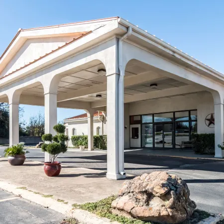 Motel 6 Stephenville, TX