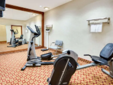 Super 8 by Wyndham Freeport Hotels in Stephenson County