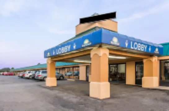 デイズ イン バイ ウィンダム ディクソン