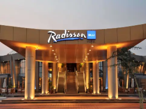 盧薩卡省熱門豪華酒店