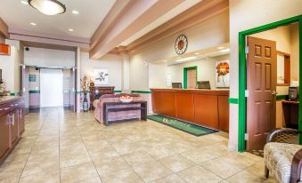 Quality Inn & Suites Lethbridge