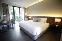 The Maximilian Hotel 이사벨라 칼리지 오브 아츠 앤드 테크놀러지 주변 호텔