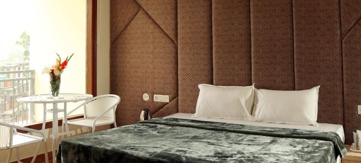 Veronika Resort Hotels in Solan