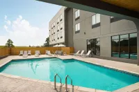 Radisson Hotel West Memphis - Pools