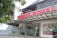 Homestay Pondok Minang  호텔