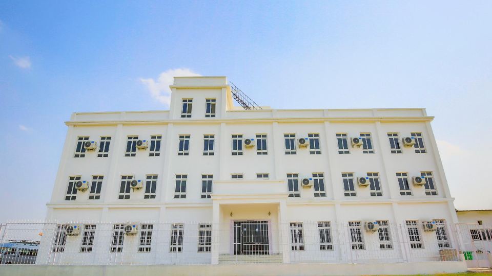 Hotel Lacoul Inn