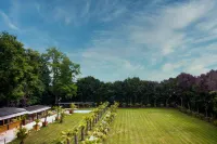 Westone Manor Hotel Hotels near Adventure Ways