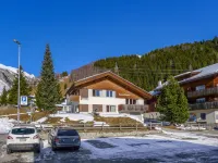Tgesa Pitgmun Hotels in Tujetsch