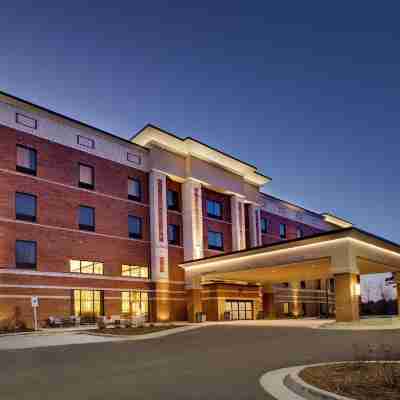 Hampton Inn & Suites by Hilton Knightdale Raleigh Hotel Exterior